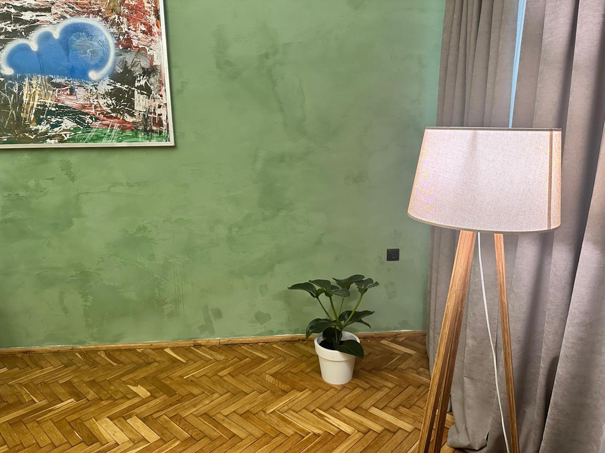 Art Apartment On Kylisha Str Lviv Buitenkant foto